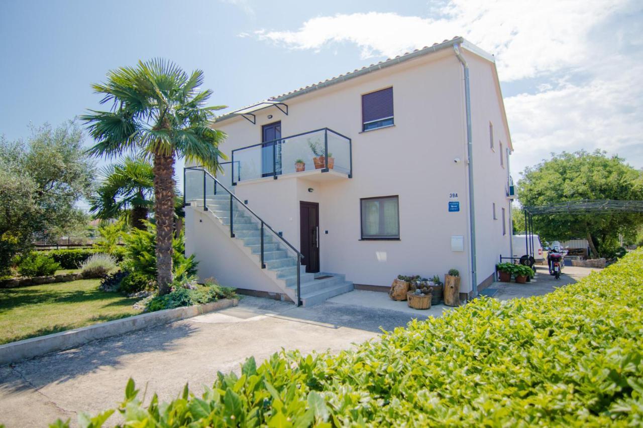 Apartments Aki مالينسكا المظهر الخارجي الصورة