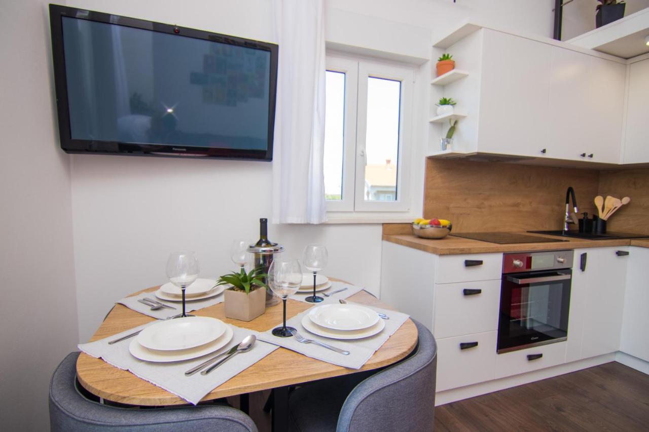 Apartments Aki مالينسكا المظهر الخارجي الصورة