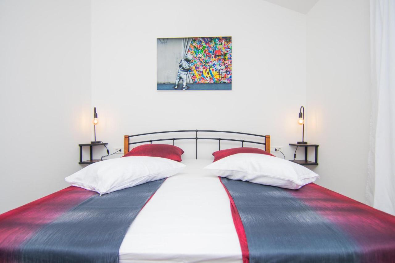 Apartments Aki مالينسكا المظهر الخارجي الصورة