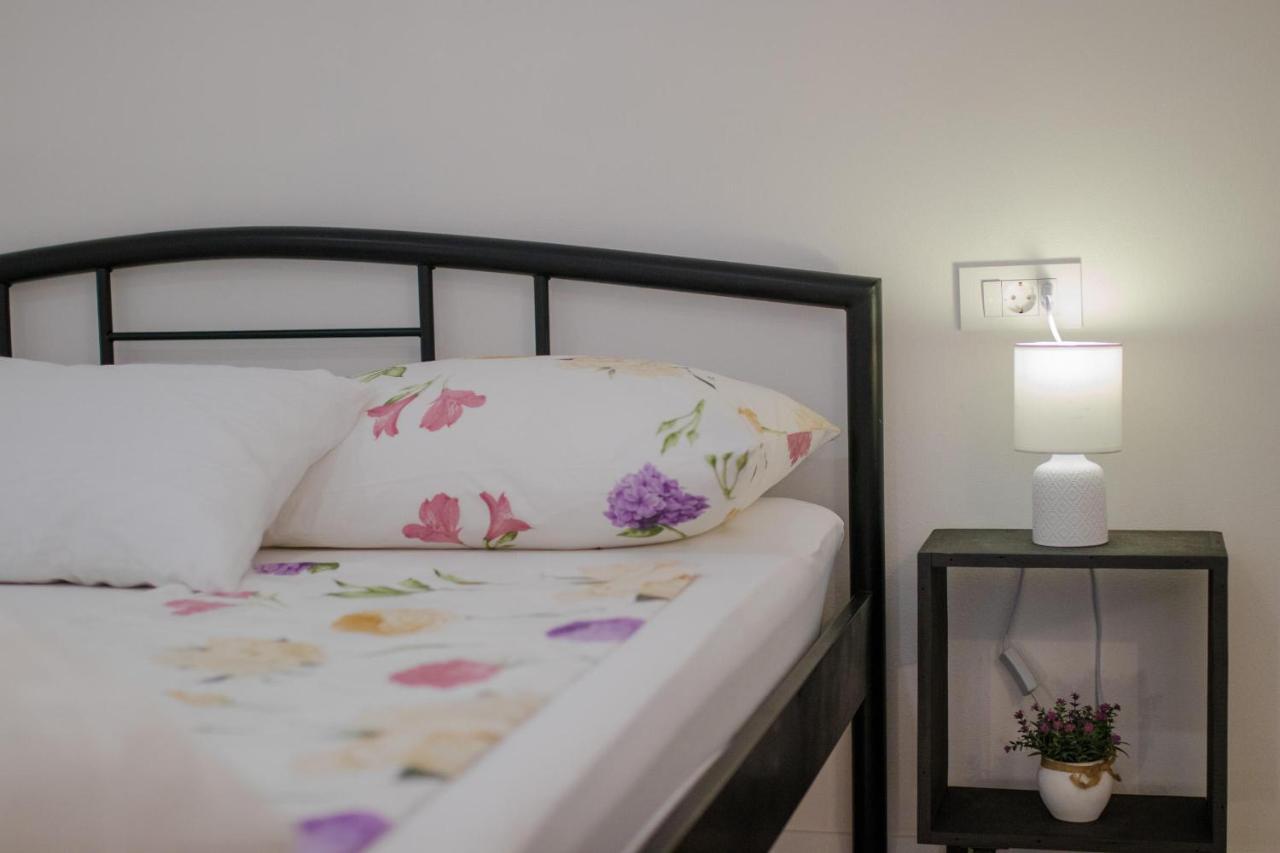 Apartments Aki مالينسكا المظهر الخارجي الصورة